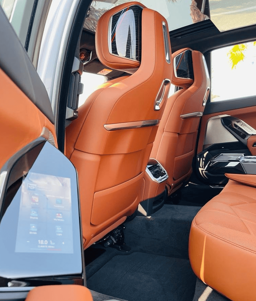 BMW 735i 2025 thumbnail 13