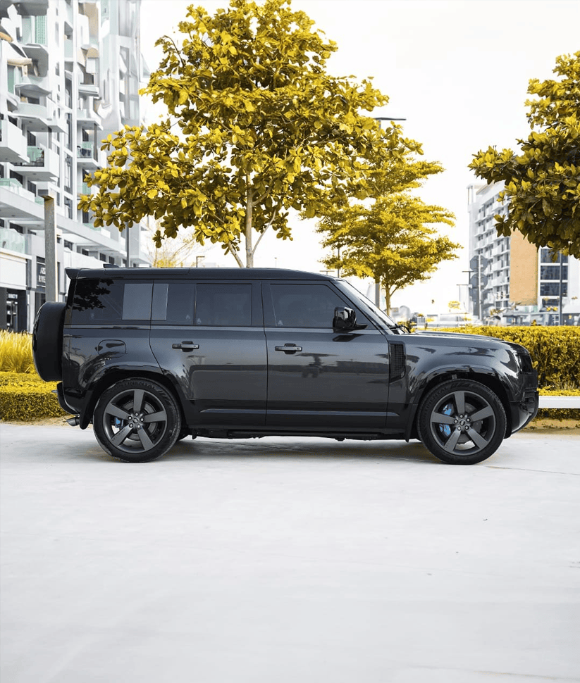 Defender 2025 P525 V8 GCC thumbnail 9