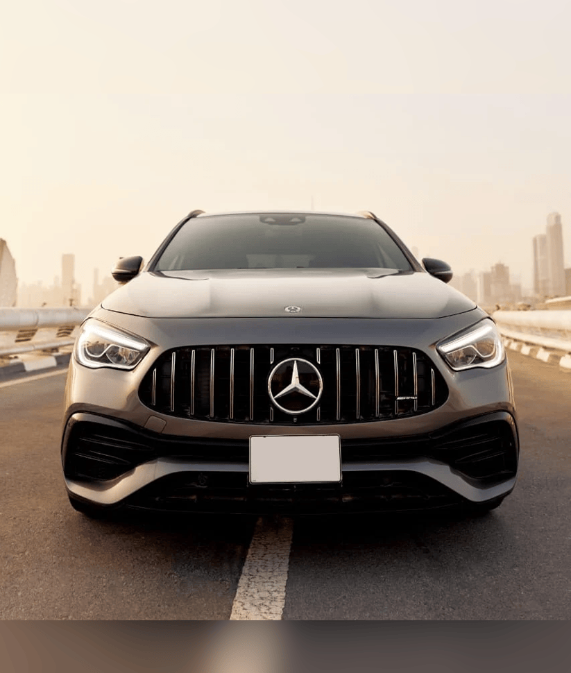 Mercedes GLA 35 AMG thumbnail 2