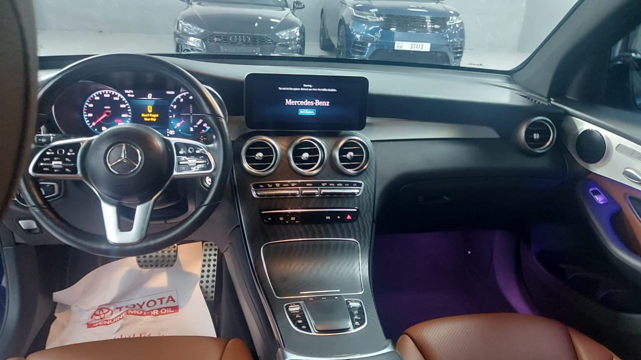 MERCEDES BENZ GLC300 AMG thumbnail 8