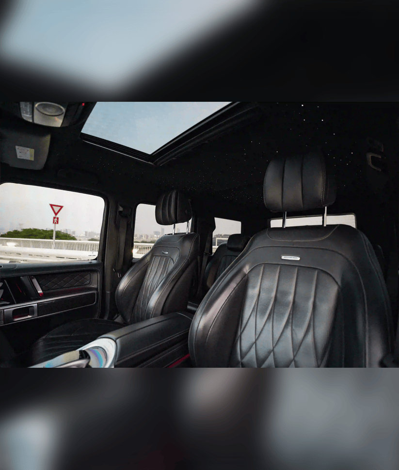 Mercedes G63 2022 with Driver thumbnail 6
