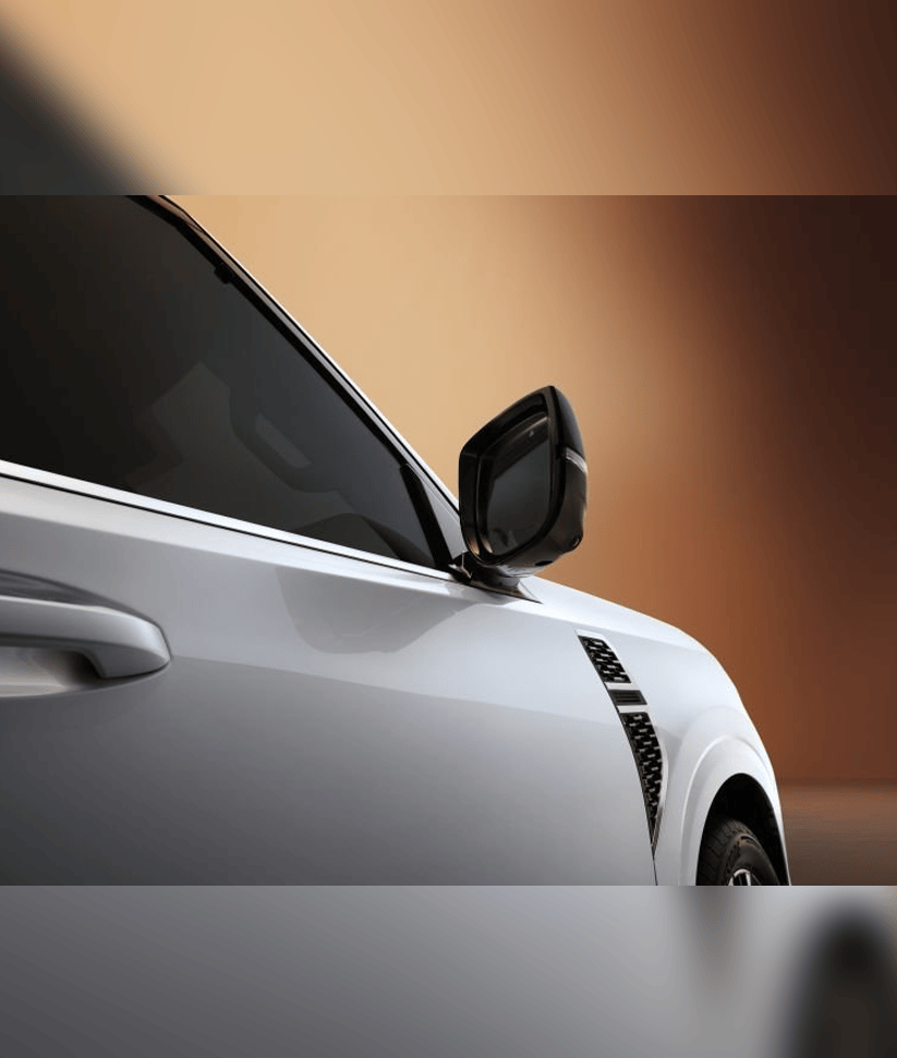 Nissan Patrol 2024 with Driver thumbnail 9