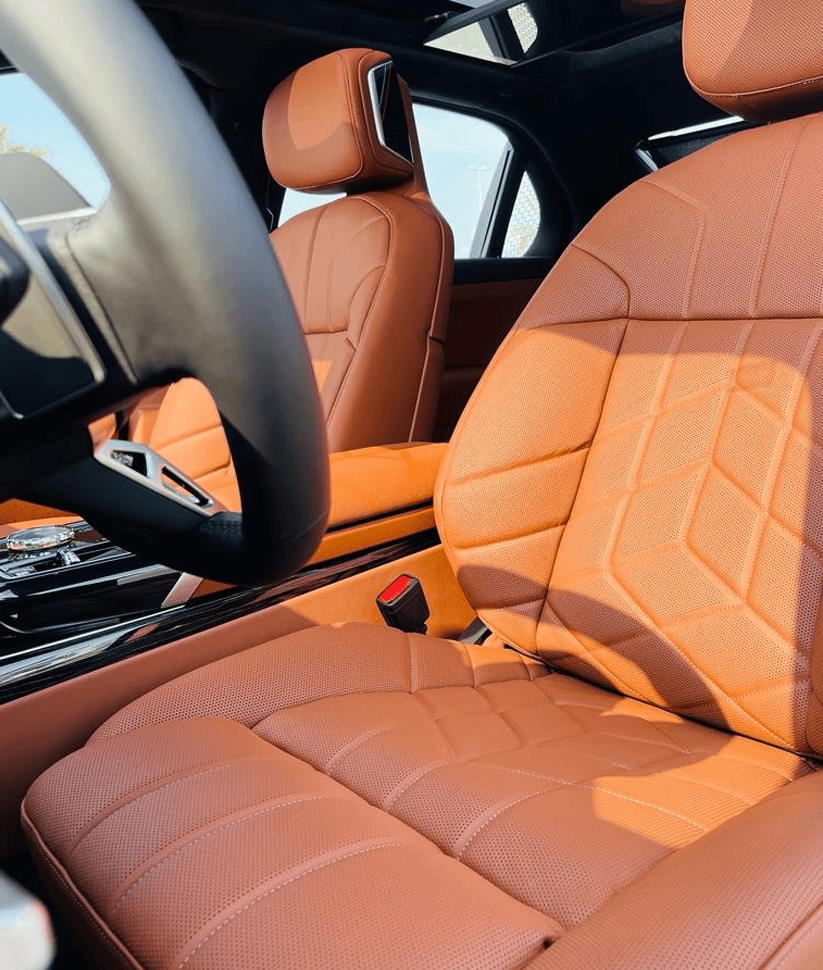 BMW 735i 2025 thumbnail 14