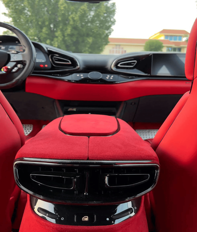 Ferrari Purosangu 2024 thumbnail 7